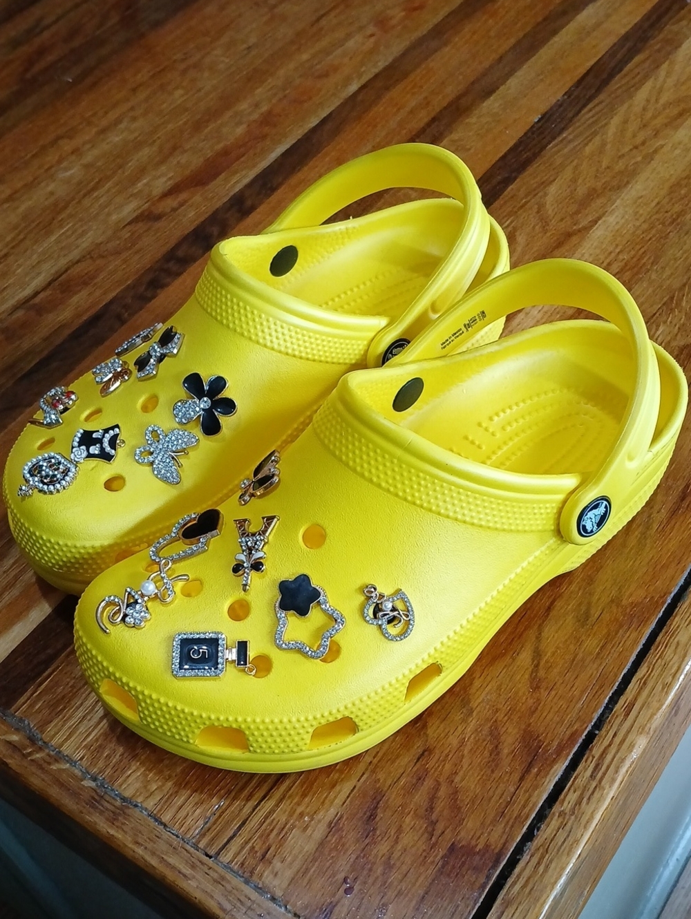 CROCS  Yellow Clog Sandals with Decorative Charms - 7